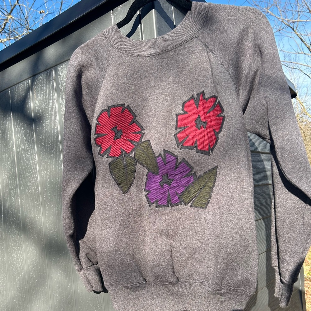 Floral Embroidered Gray Sweater